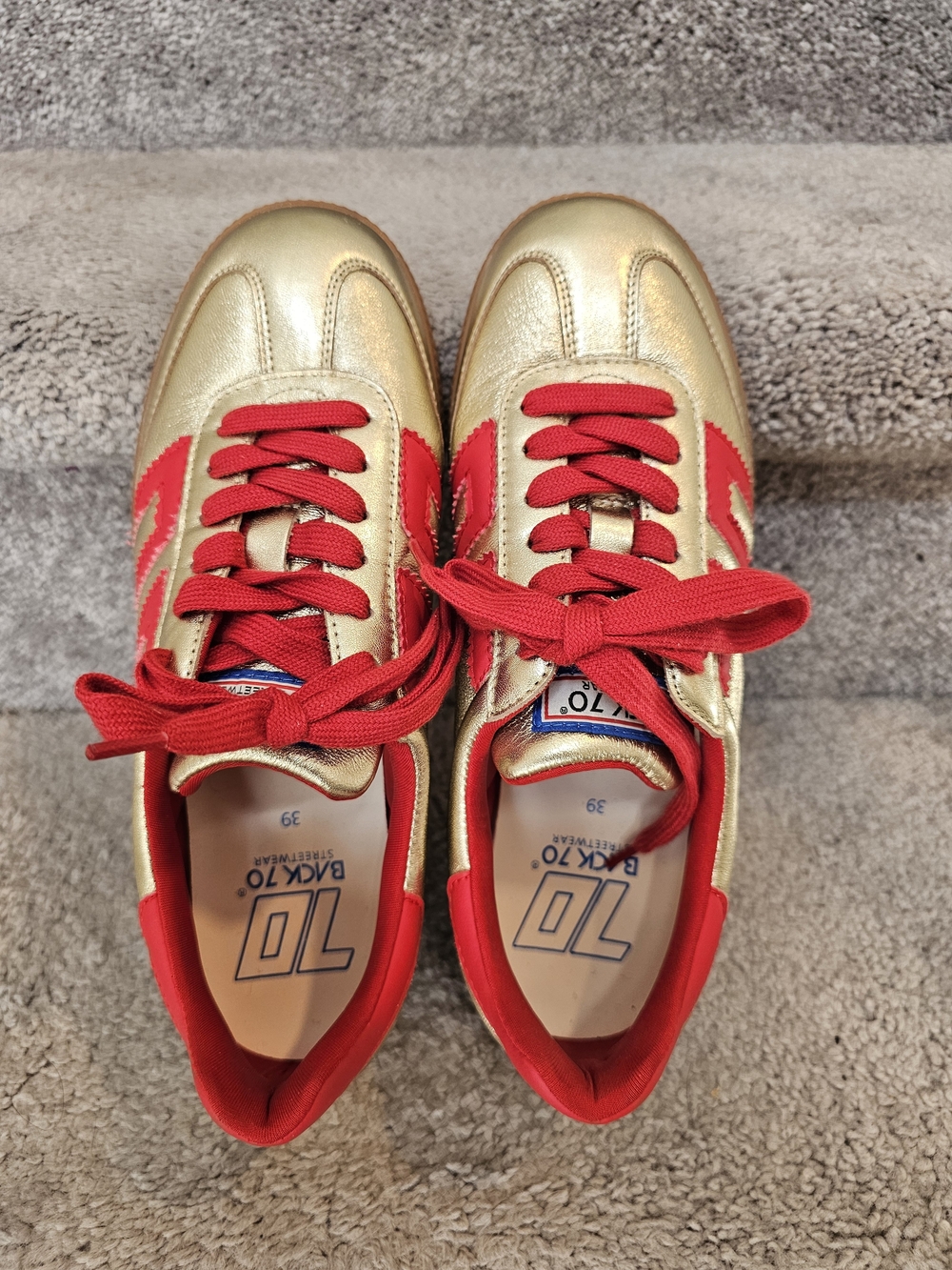 Back 70 Cloud NM Womens Sneaker Size EU 39 (US 8-8.5)